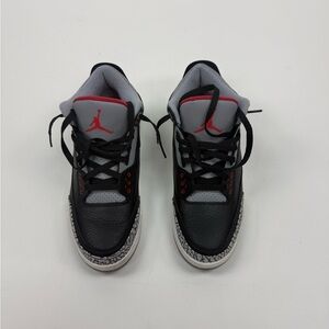 Jordan 3 Retro Black Cement Sneakers
